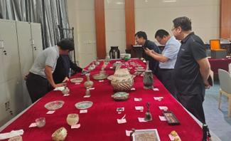 内蒙古博物院召开2023年度第二批次文物征集专家终鉴会